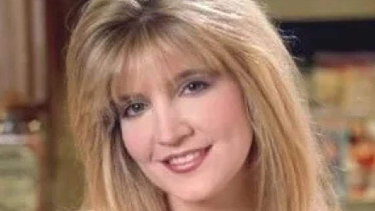 alan jarvis recommends crystal bernard sexy pic
