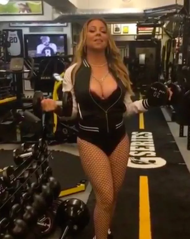 amy snelson recommends mariah carey hot ass pic