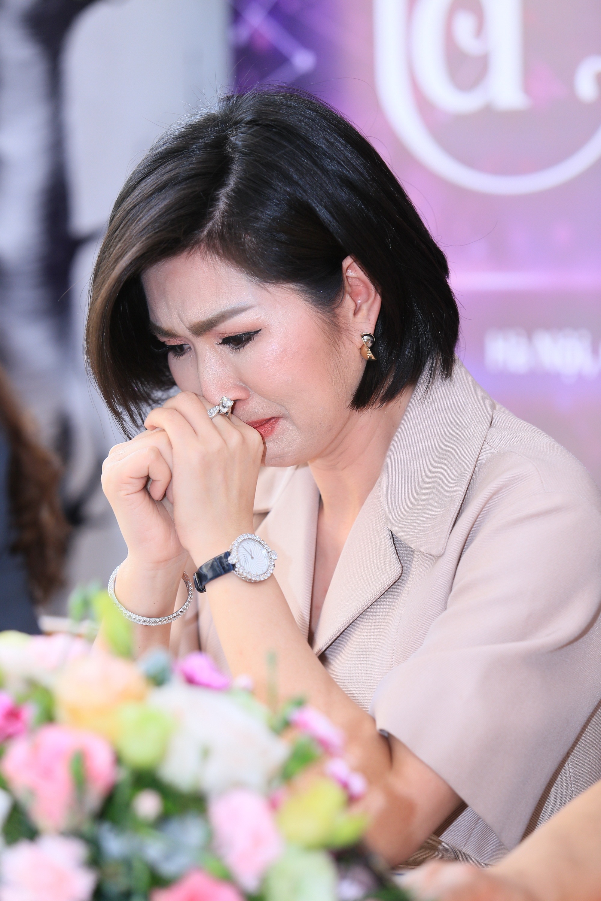 Best of Nguyen hong nhung sex scandal