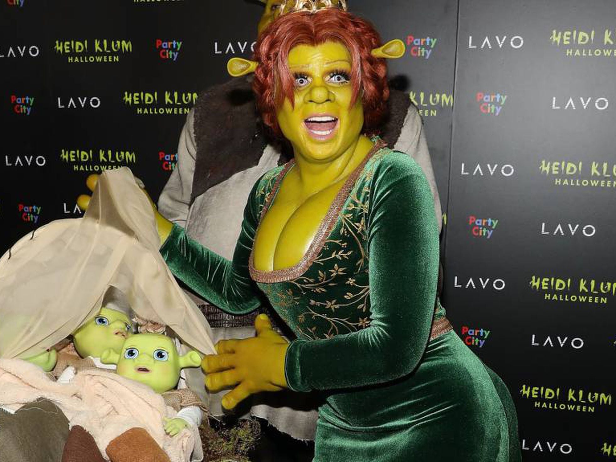 adrian s recommends la novia de shrek pic