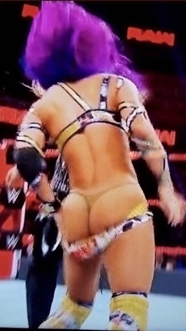 channing willoughby recommends wwe wardrobe mishaps uncensored pic