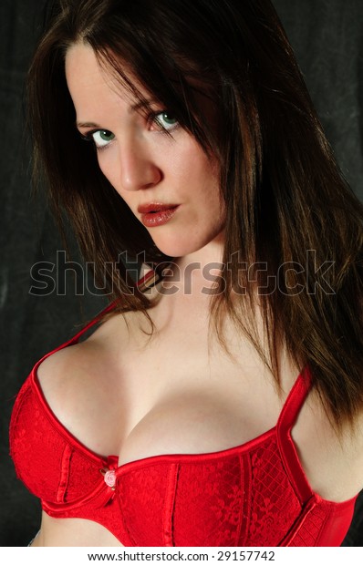 diann perry recommends big tits red bra pic