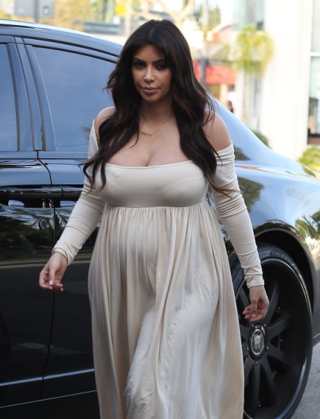 kim kardashian pregnant tits