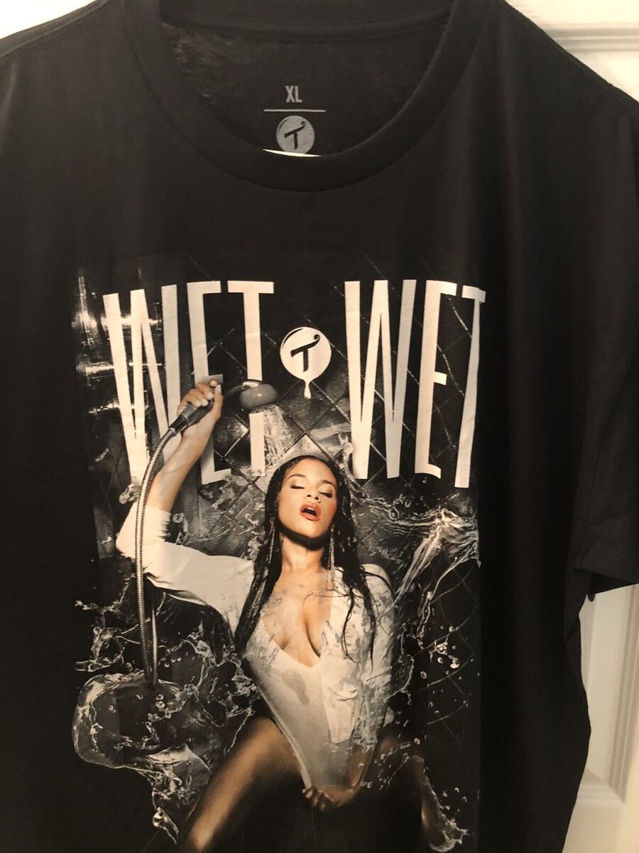 wet t shirts tits