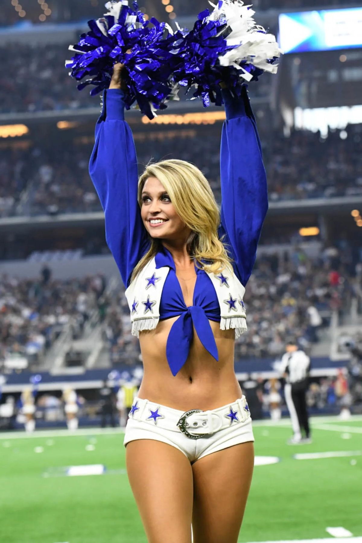 corinna hill recommends nfl cheerleaders camel toe pic