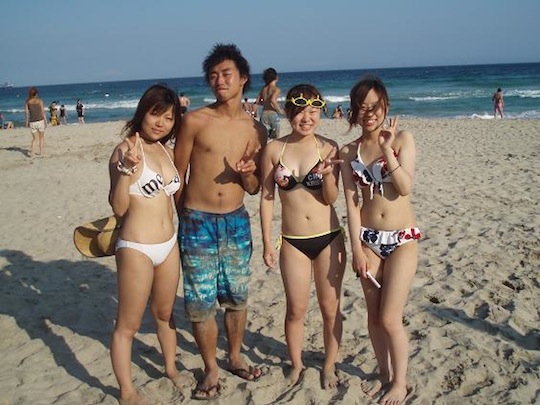 anna graves share japanese porn on beach photos