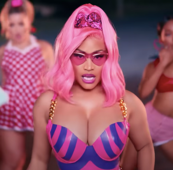aaron heathcock recommends Nicki Minaj Showing Her Pussy