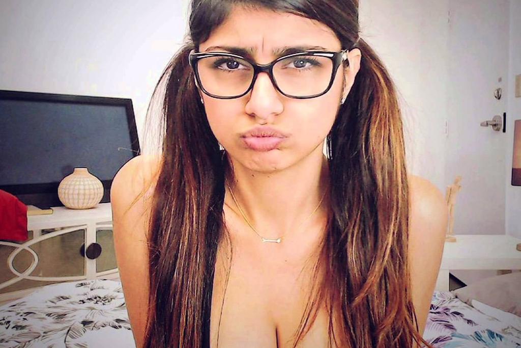 antonio arjona add photo mia khalifa leaves porn