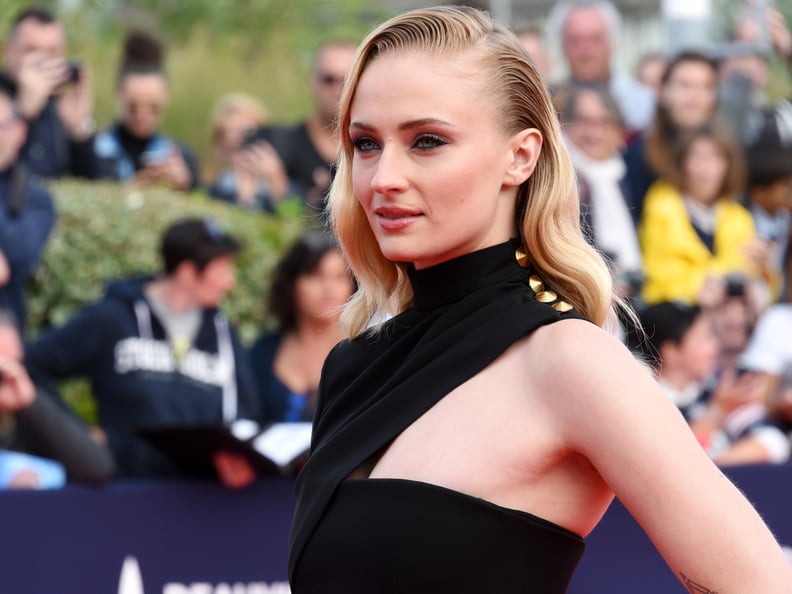 Sophie Turner Sexy Photos bordell rodgau