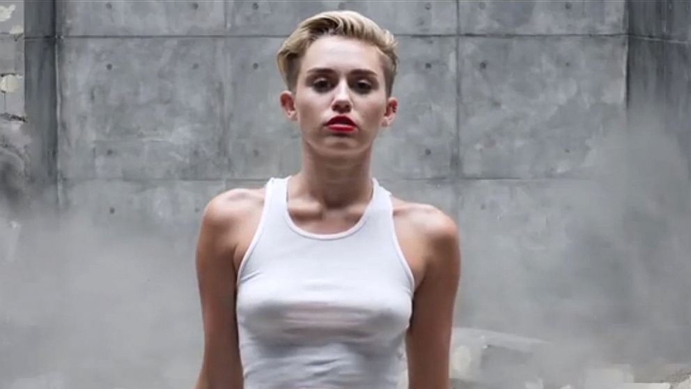 Miley Cyrus Leaked Nude Pictures milking machine