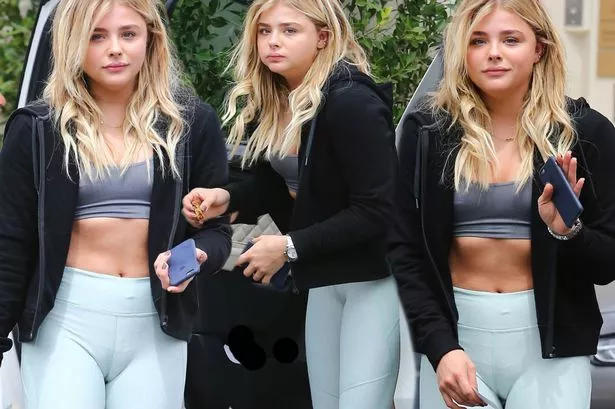 chloe grace moretz camel toe