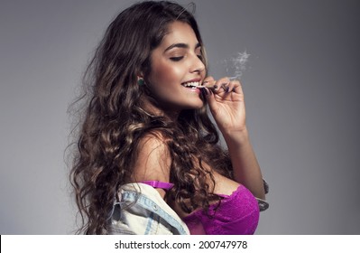 Best of Beautiful women smoking weed