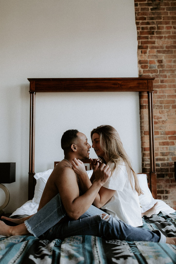 albert c cruz recommends Couple Bedroom Photoshoot Ideas