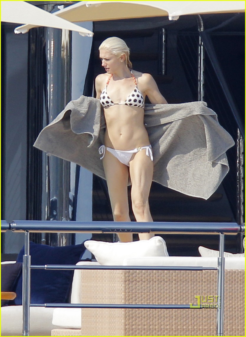Gwen Stefani Nude Real wide pictures