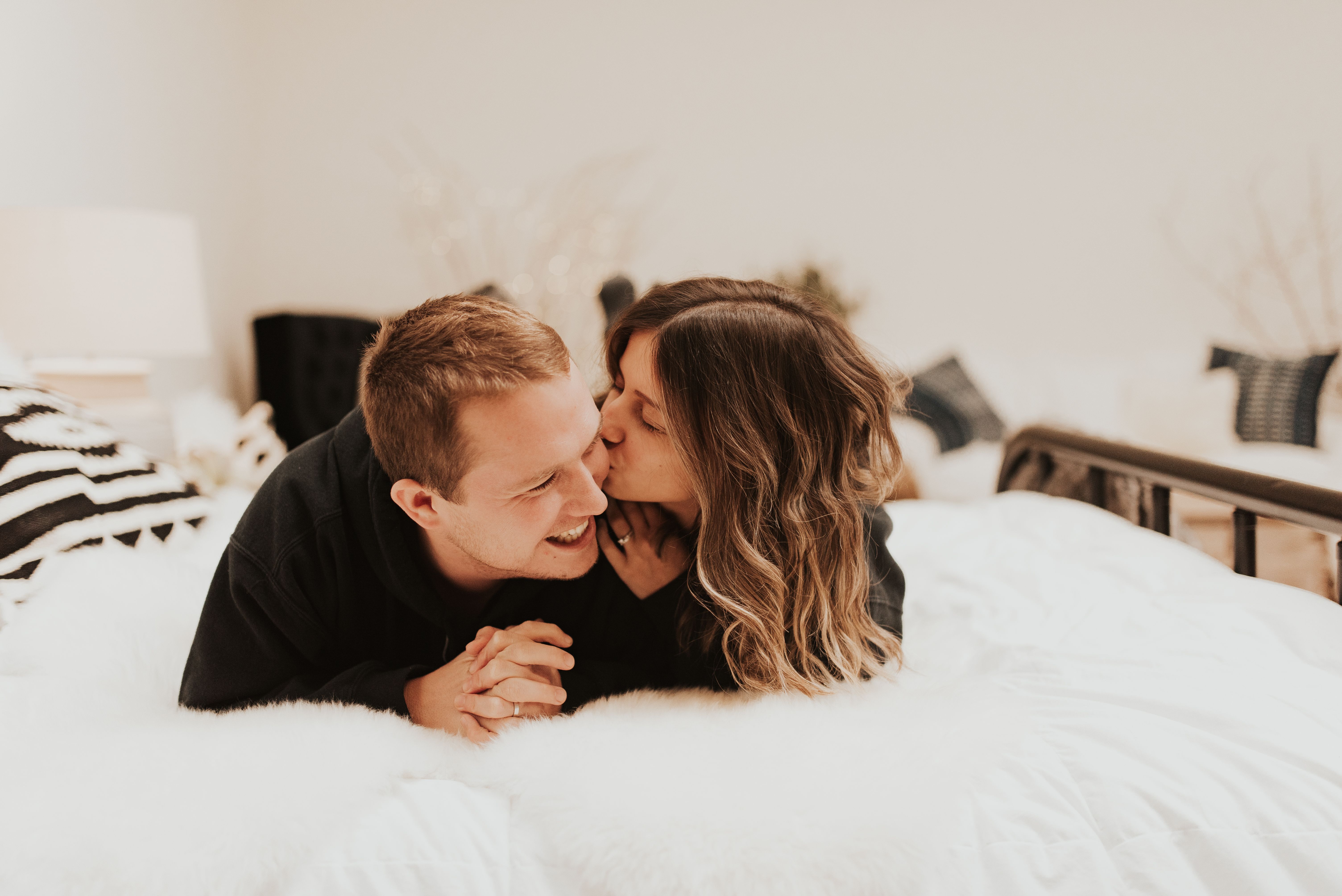 Best of Couple bedroom photoshoot ideas
