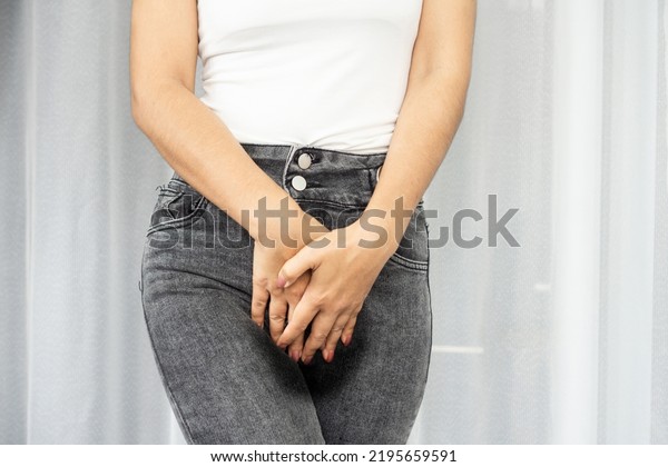 andrew du recommends woman pee her pants pic