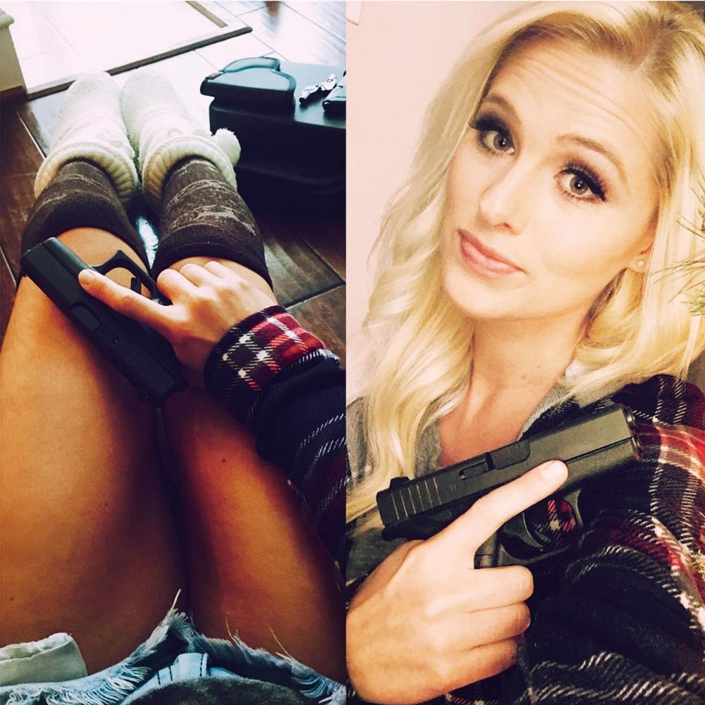 chantelle bradshaw add photo tomi lahren ass