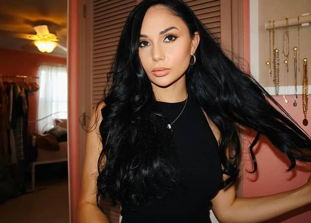 desiree penner add photo ariana marie net worth