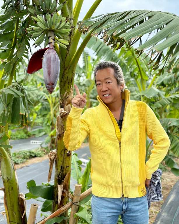 Okinawa Banana Show without penetration
