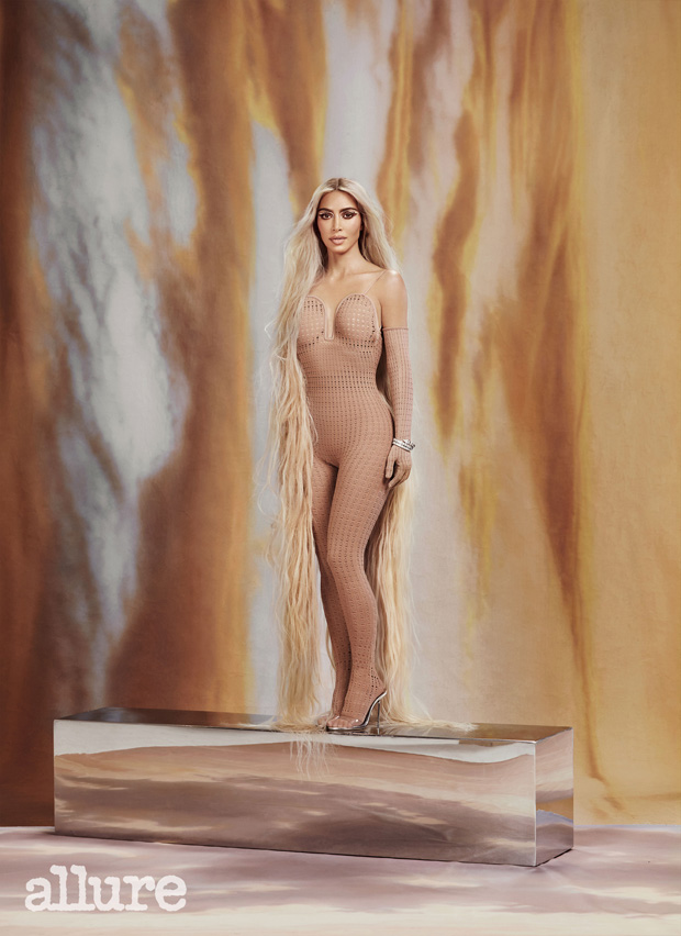 benjamin garwood recommends kim kardashian naked shoot pic