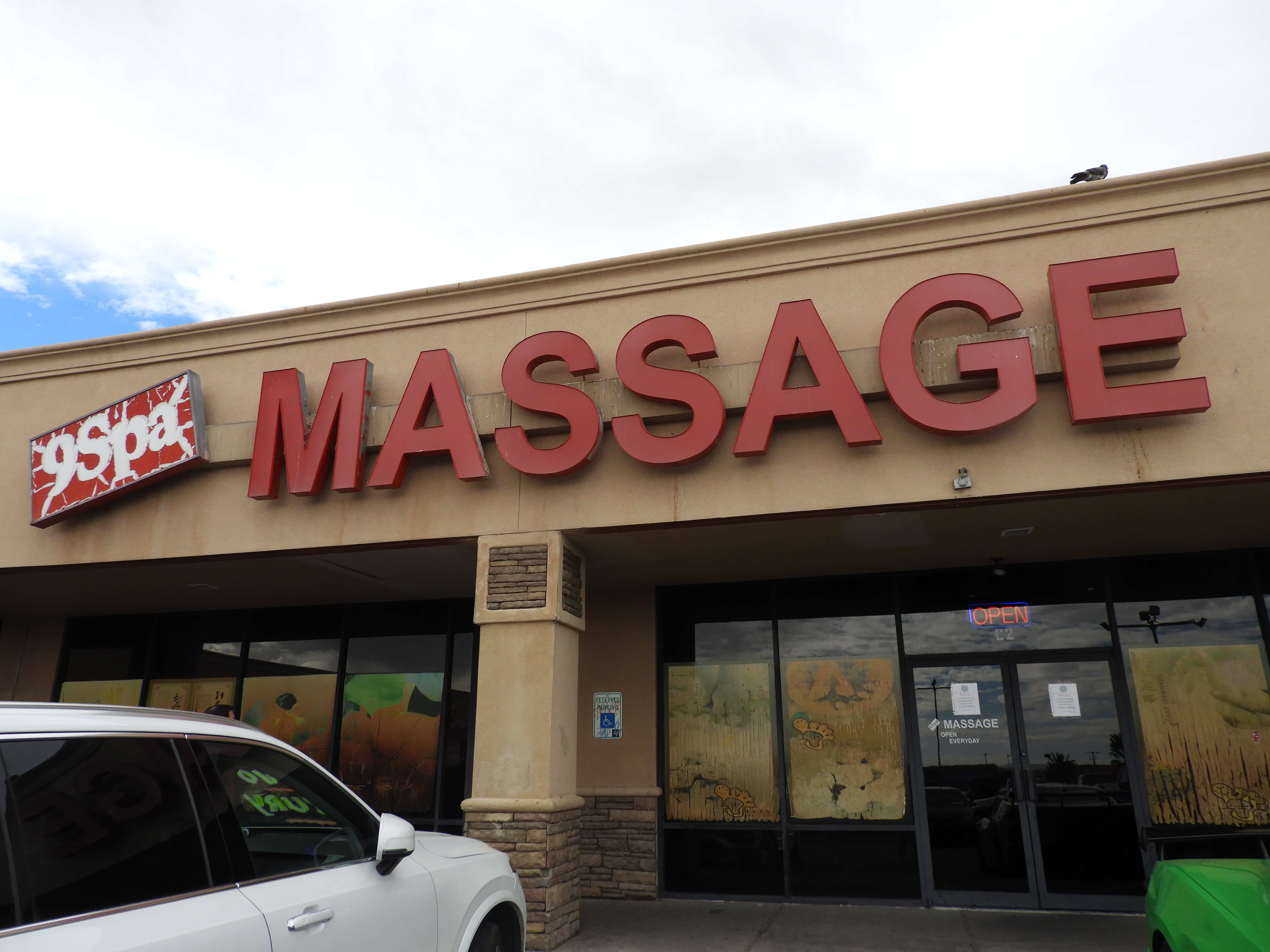 cindy nevens recommends massage parlor review chicago pic