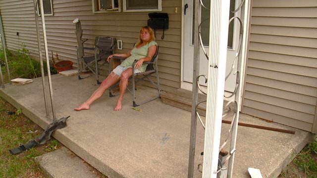 alana freeman share naked on front porch photos