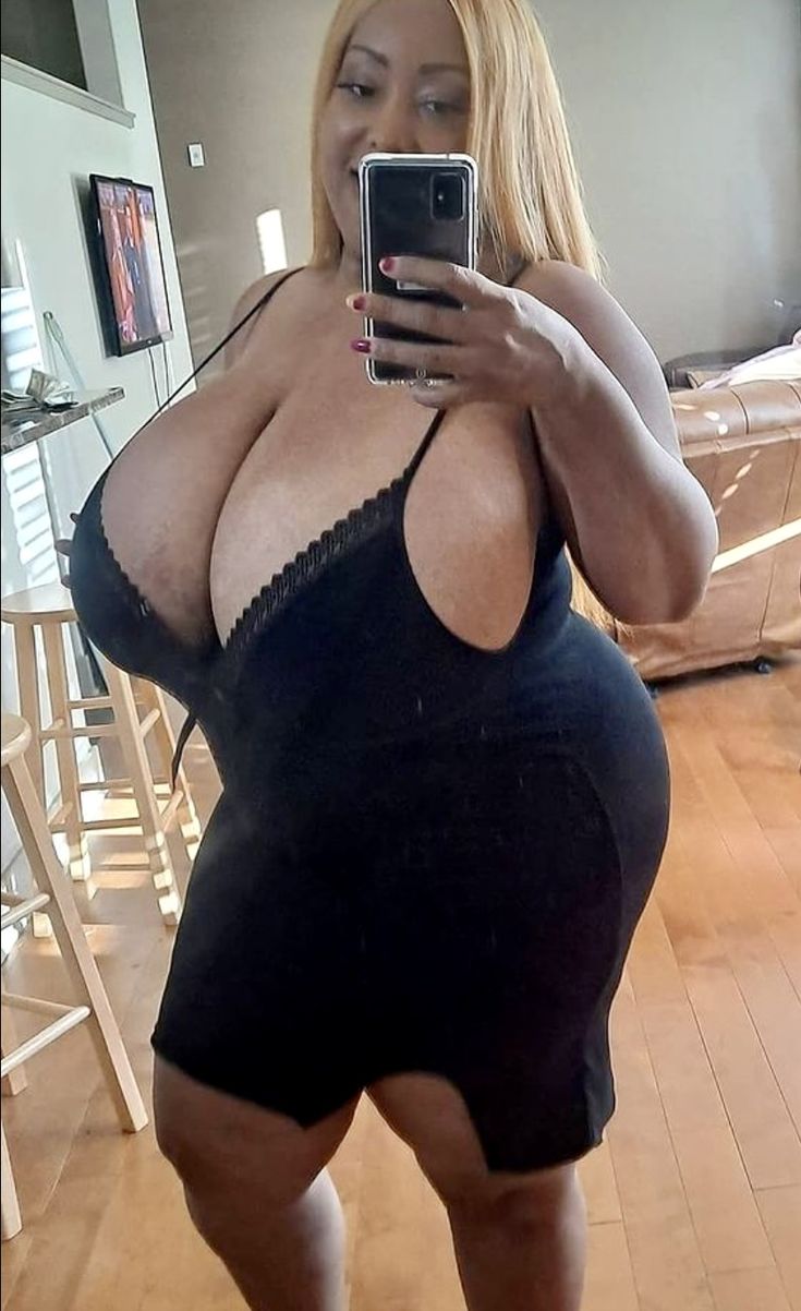 barbara brauer recommends Very Large Black Tits