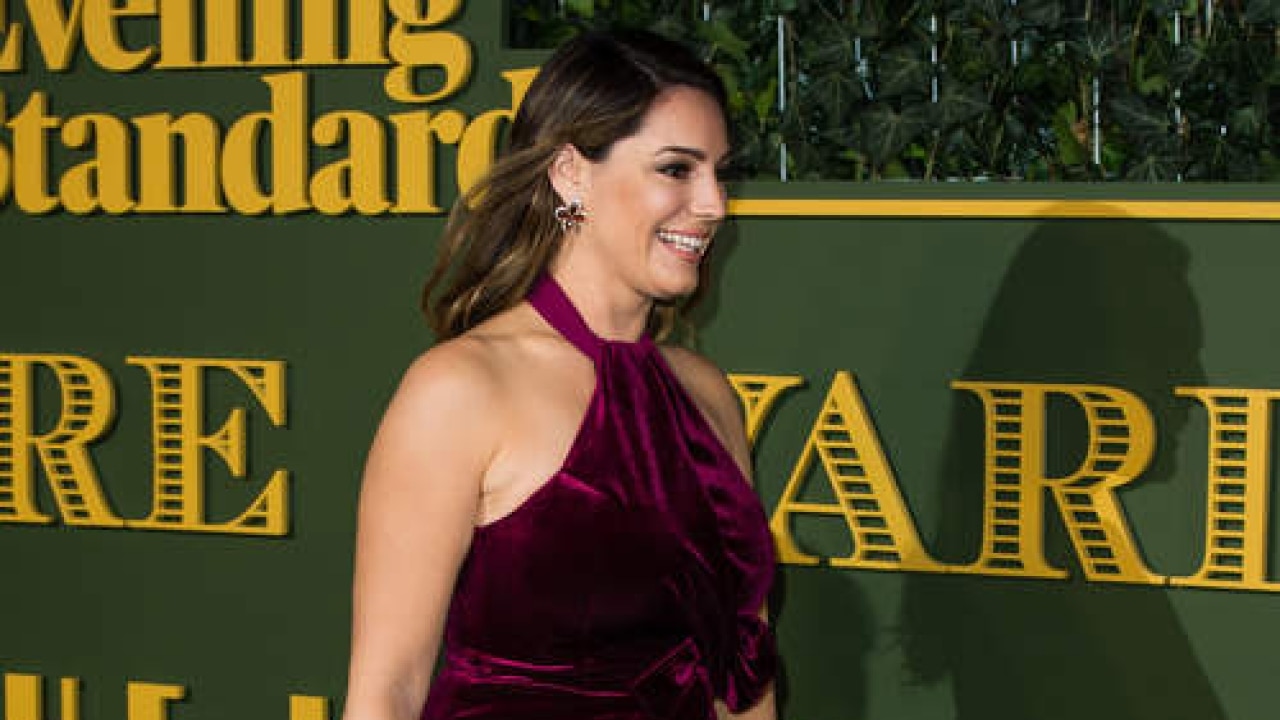 charles pullins recommends Kelly Brook Wardrobe Malfunction