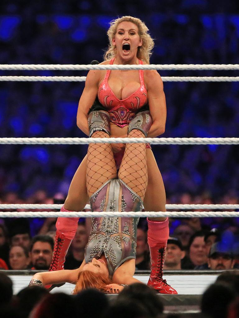 Best of Biggest boobs in wwe