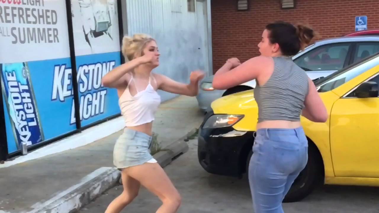 clifford byers recommends Girls Fight In Parking Lot