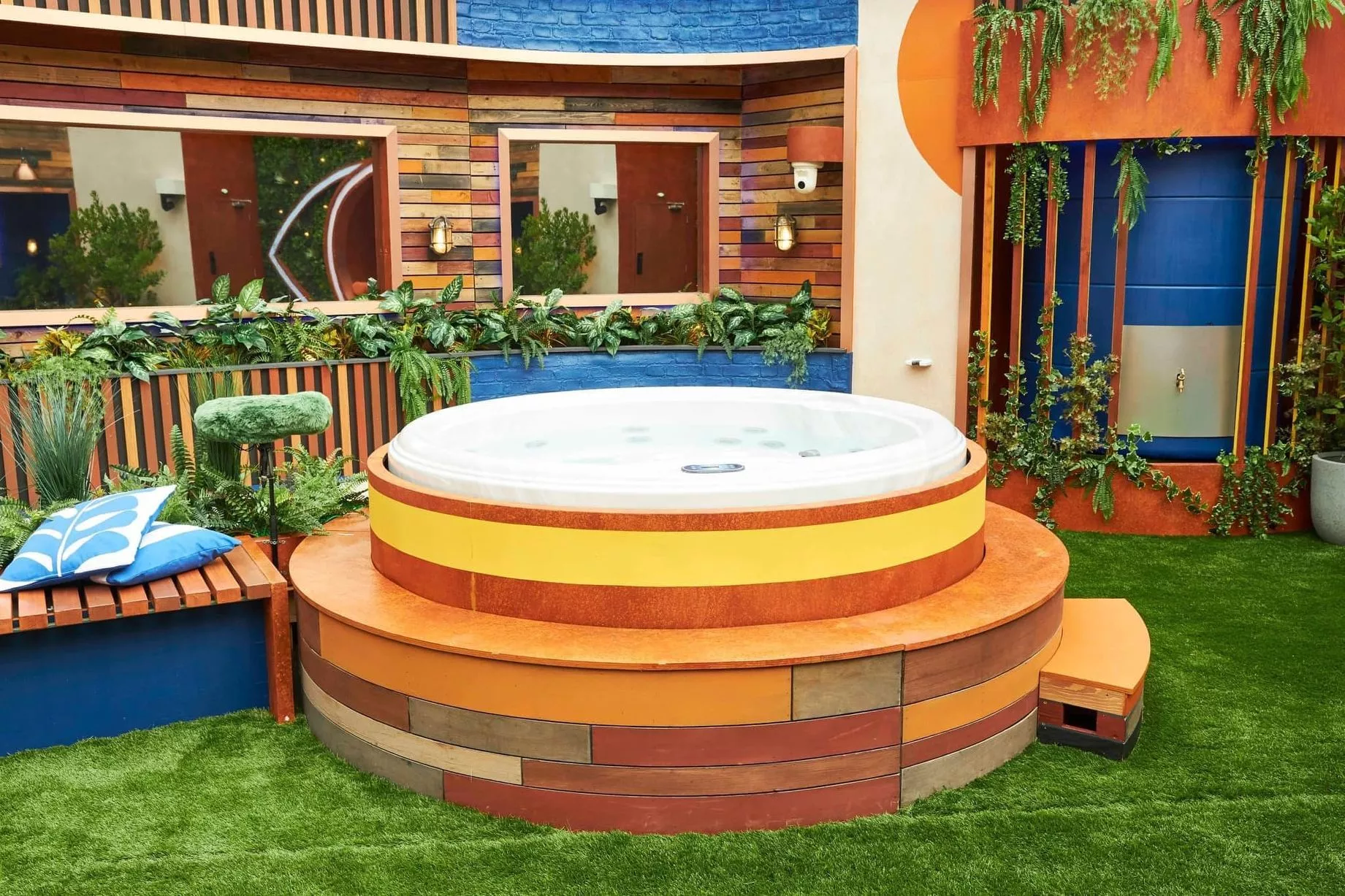 ain kamil recommends Hot Tub Big Brother