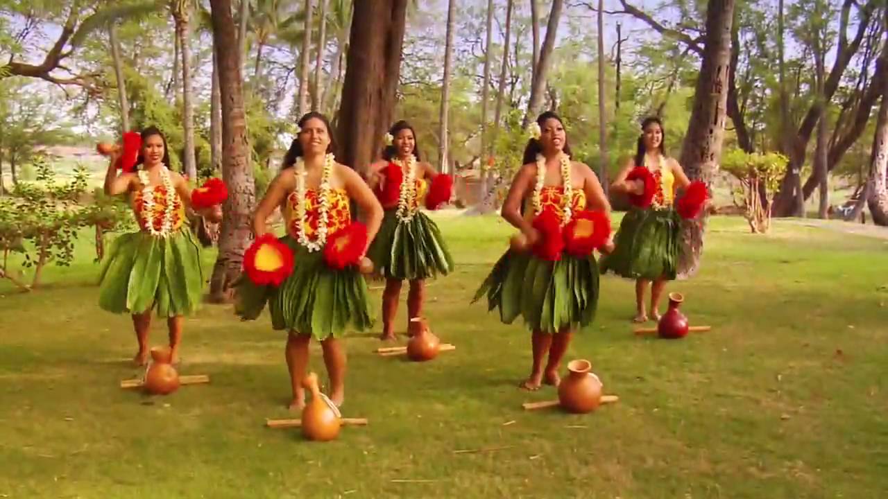 antony singleton share video of hula dancers photos