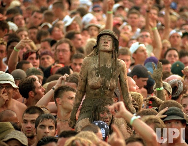 topless at woodstock