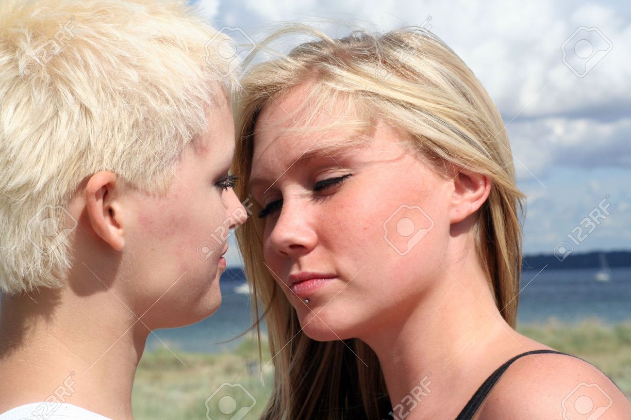 david conaway share young blonde lesbian sex photos