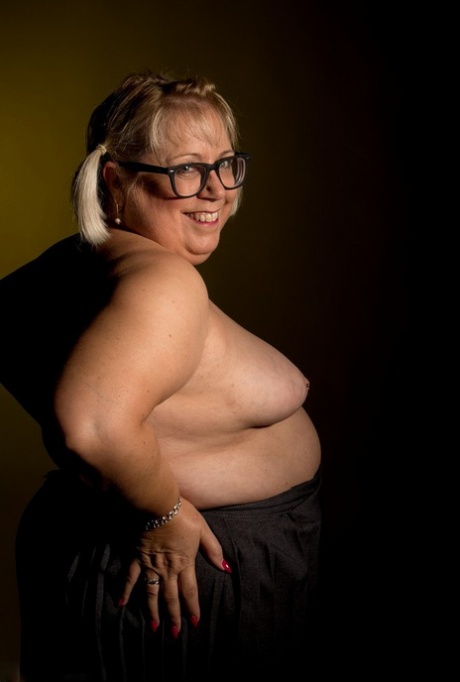 czarina joyce jaleco recommends chubby milf small tits pic