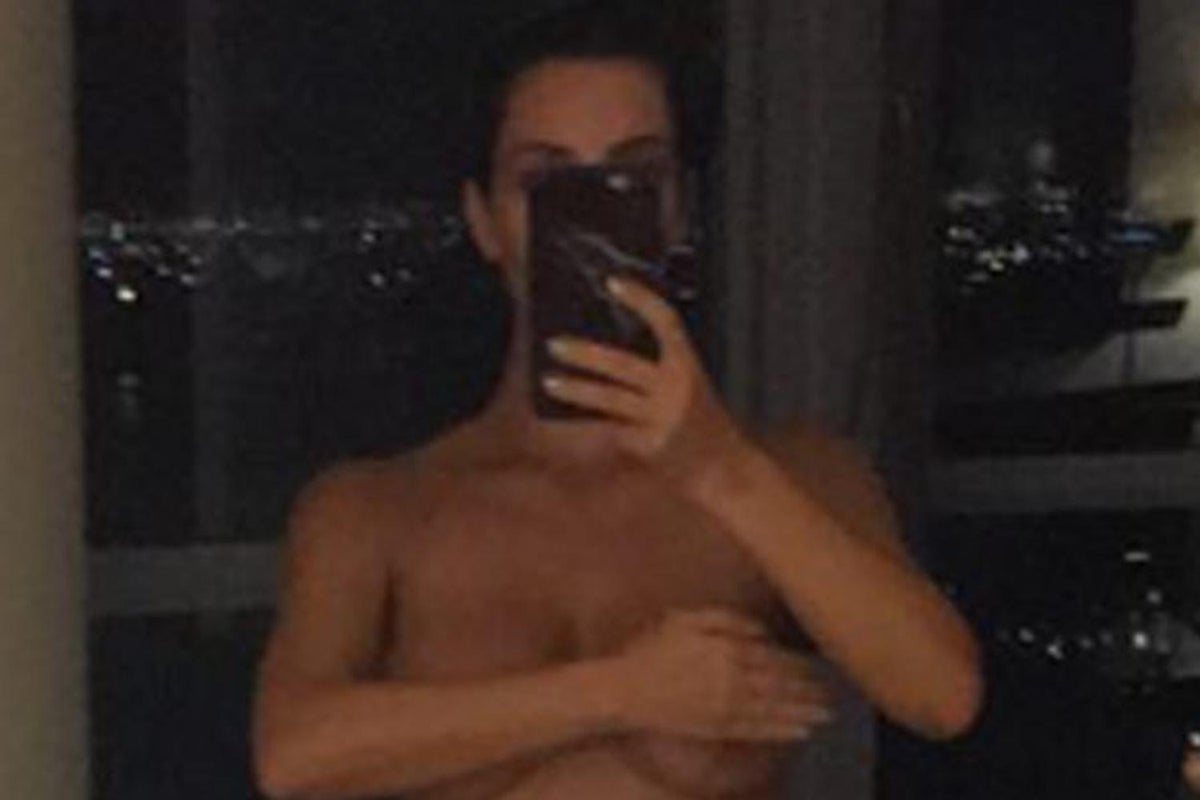 dawnie kennedy recommends Kim Kardashian Posts Nude Bathroom Selfie