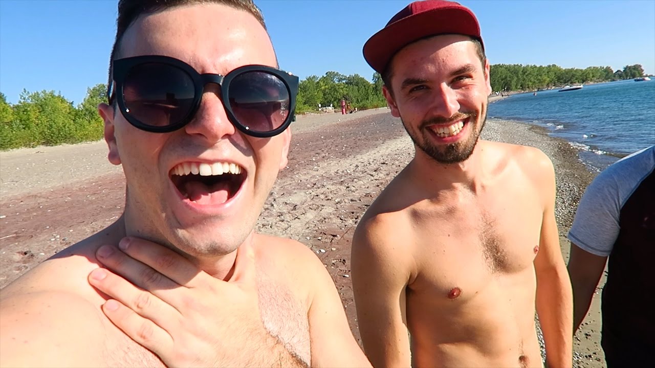 dolly king share nude guys at the beach photos