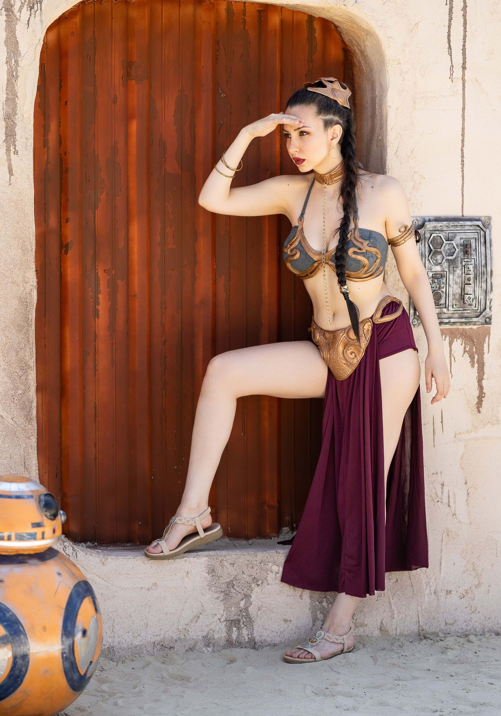 courtney suderman share princess leia cosplay sexy photos