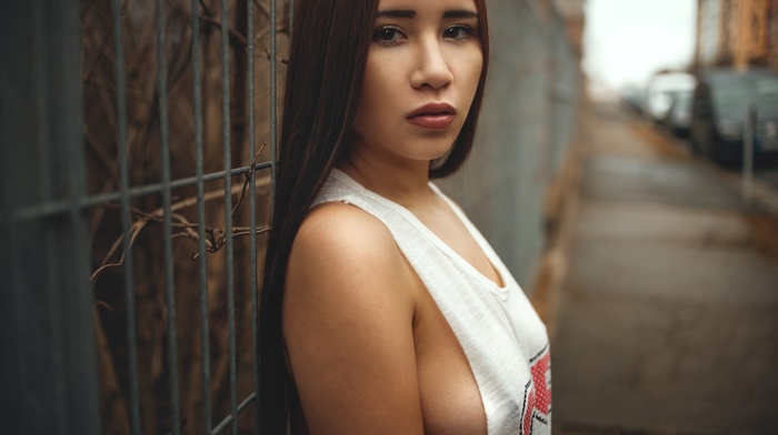 ariel alaniz recommends side boob t shirt pic