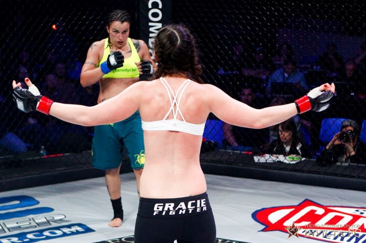 donna wileman recommends mma wardrobe malfunction uncensored pic