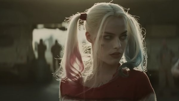 anna ladyman recommends suicide squad harley quinn boobs pic