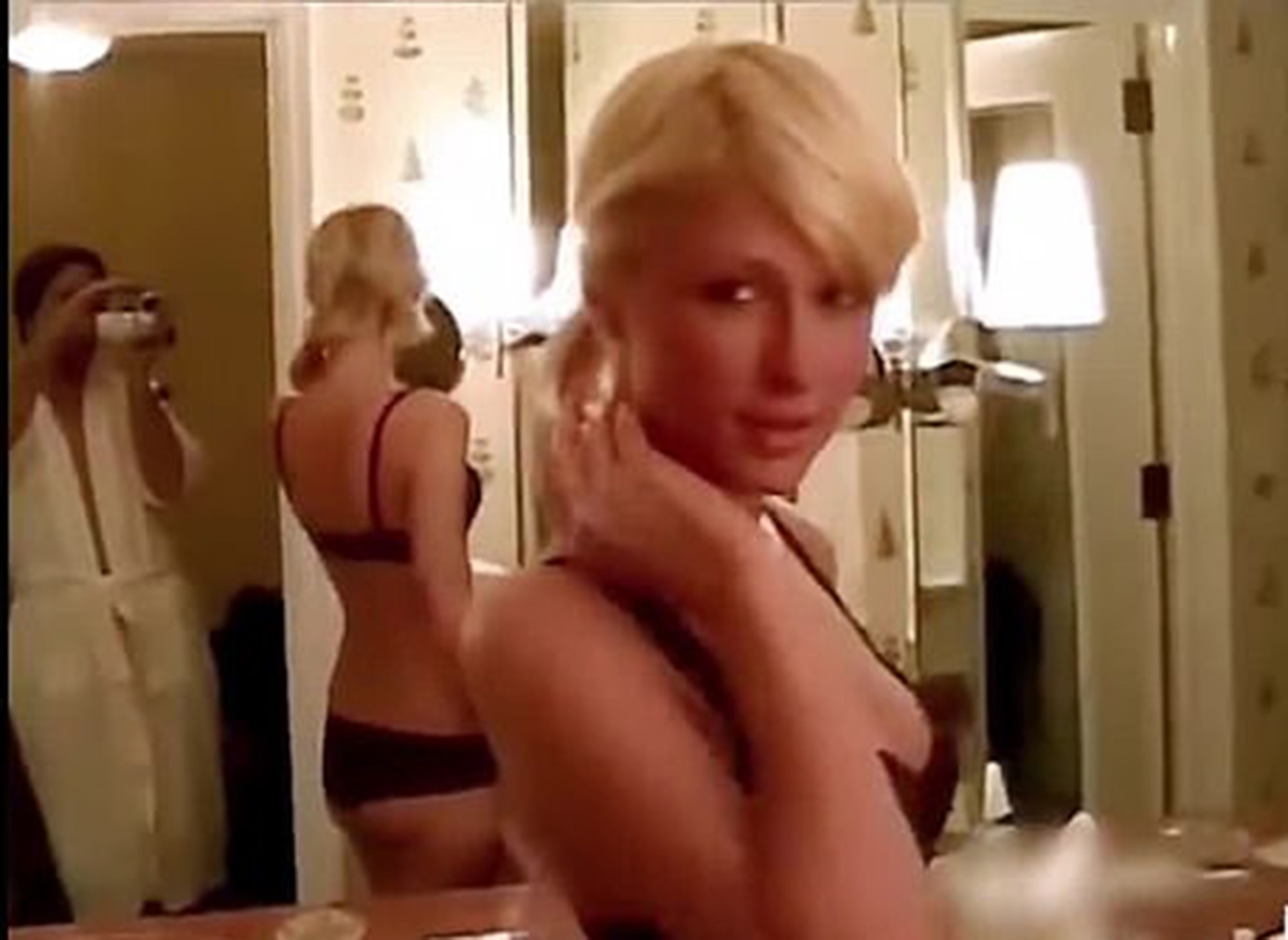 carole malin recommends Paris Hilton Sex Tap Video