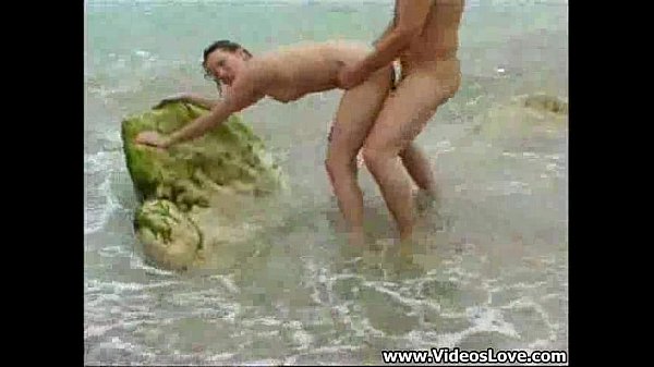 amy paumen add met girls on beach got anal porn photo