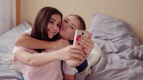 amateur teen girlfriend videos
