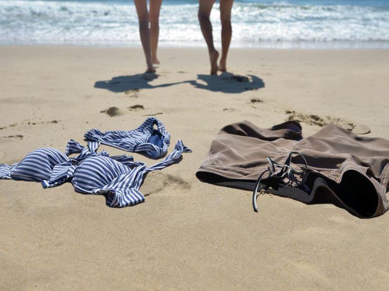 dicky hardiansyah add nude walk on beach photo
