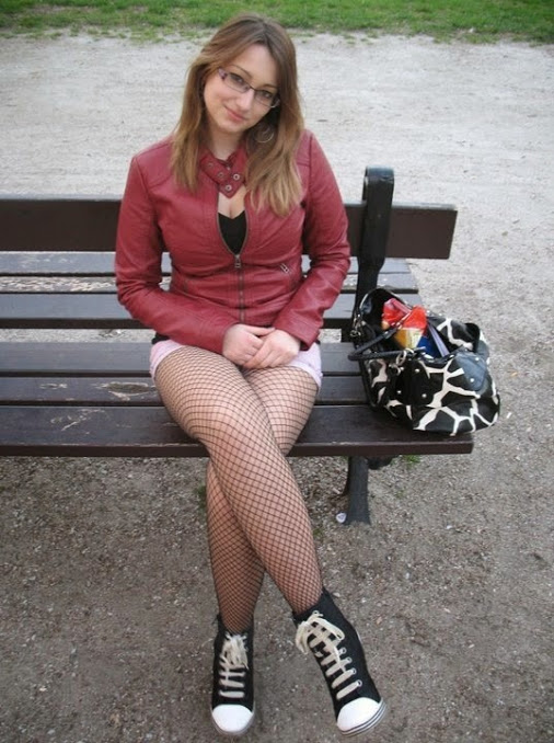 denise tjarks recommends Best Candid Pantyhose Forums