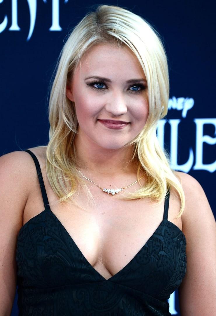 clayton arwood add emily osment big tits photo