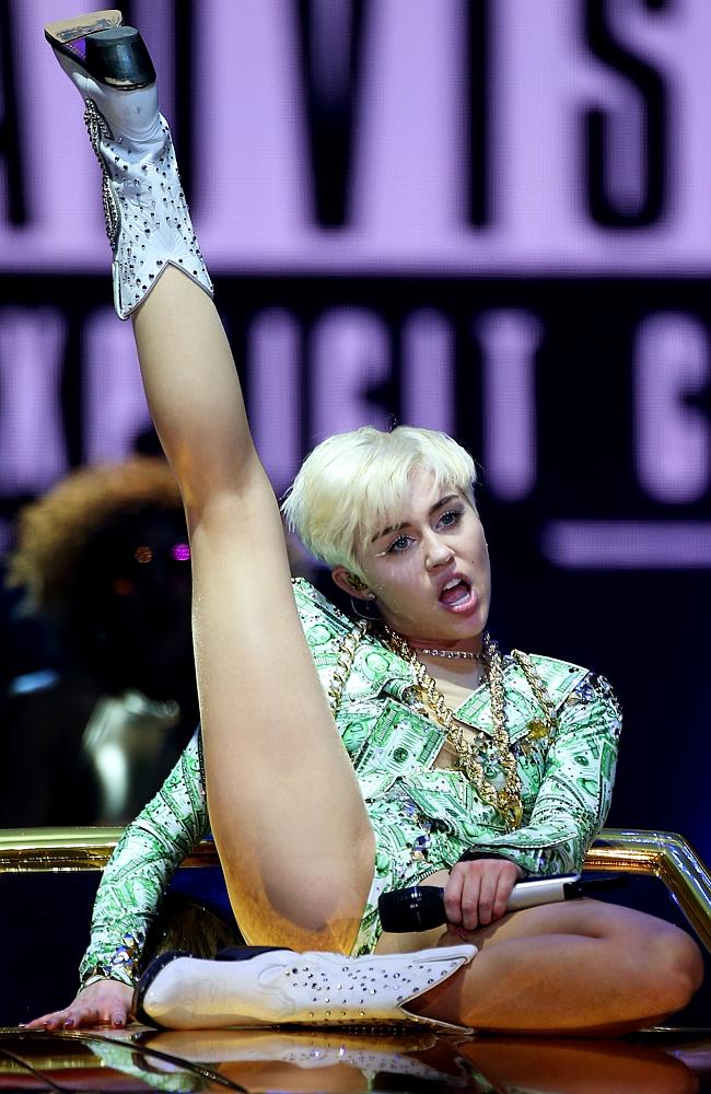 aaron dandridge recommends miley cyrus sex type pic