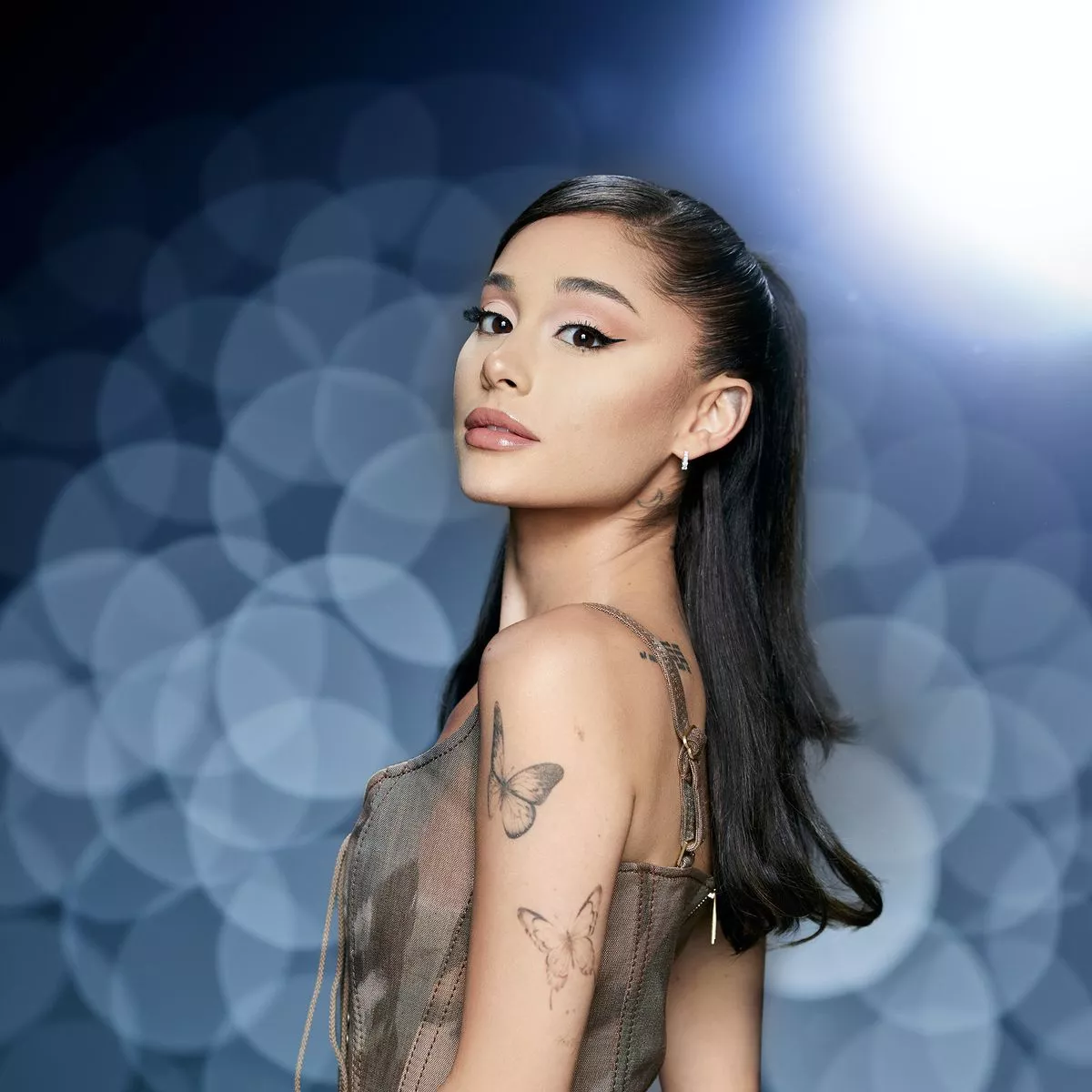 ana iliescu recommends Ariana Grande Completely Naked