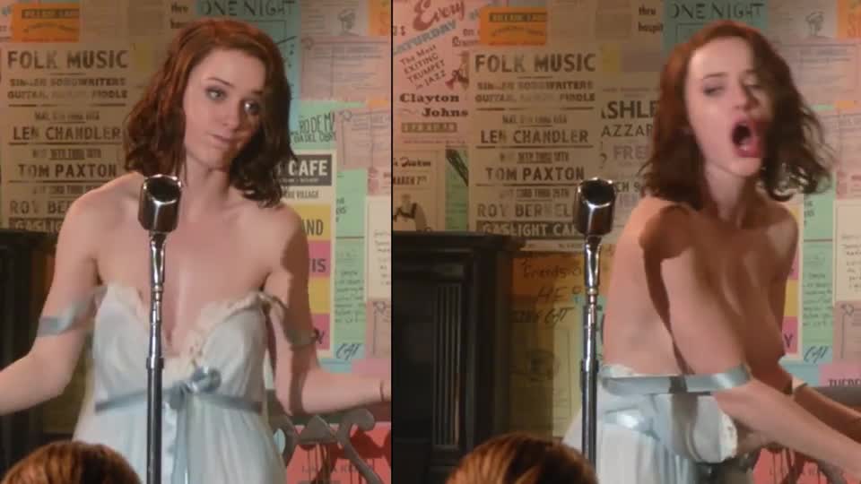 Rachel Brosnahan Nude Gif in wow